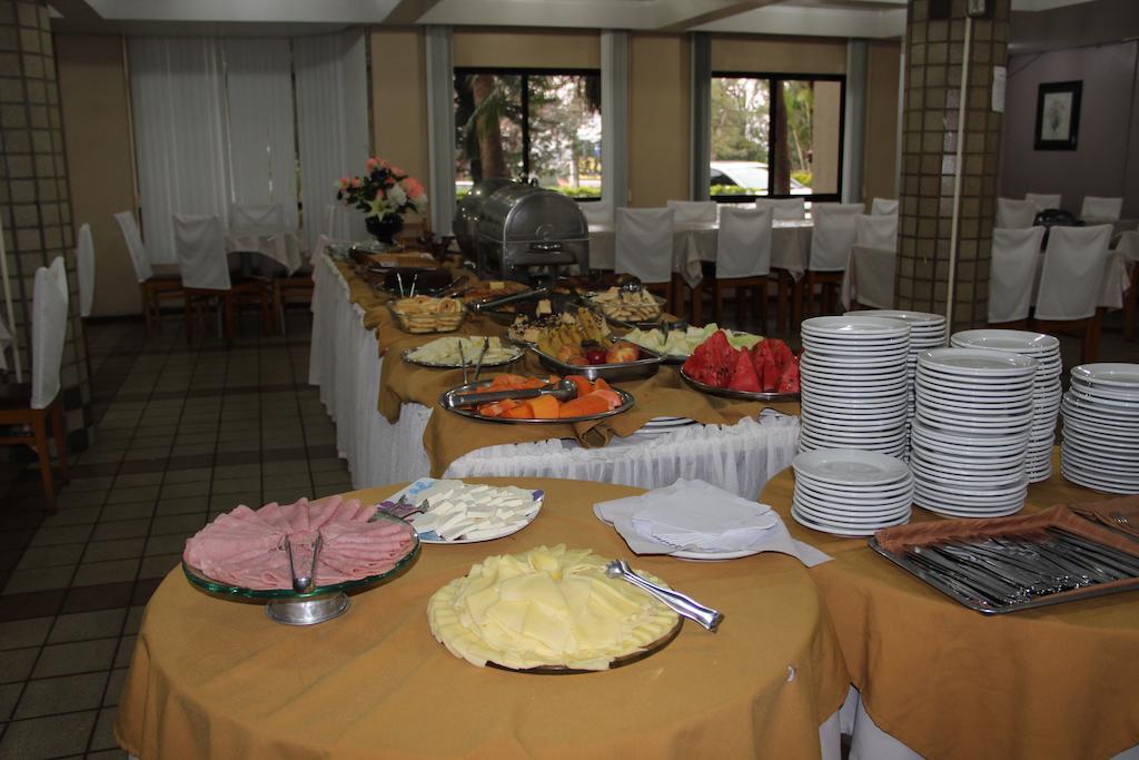 Muffato Plaza Hotel Foz do Iguaçu Exteriör bild